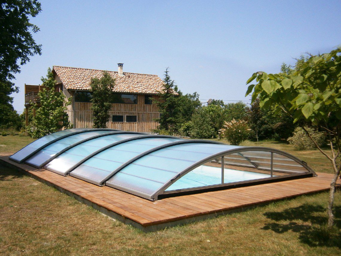 abris-de-piscine-bas