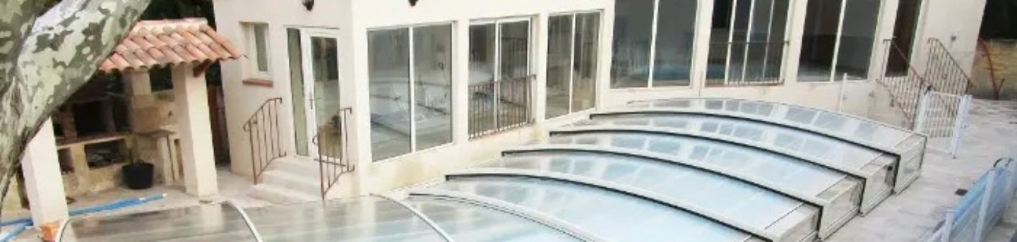 Abri piscine camping
