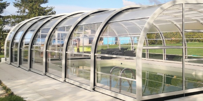 Véranda piscine ou abri : que choisir ?