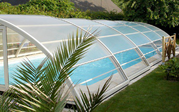 abri-piscine-porte-coulissante